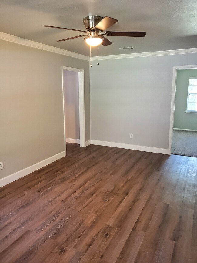 Photo - 1534 Harlandale Ave