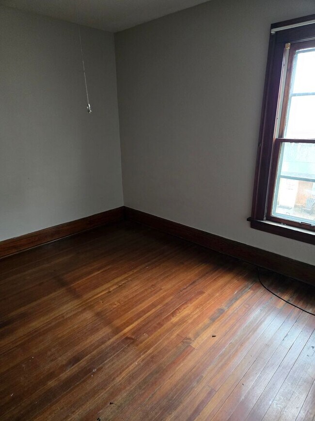 Building Photo - 1309-1311 First North St Unit 1309 First North St