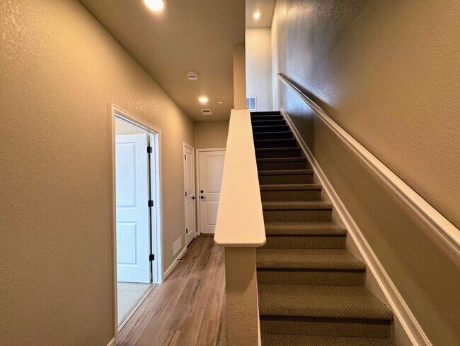 Photo - 7022 Doncaster Ct
