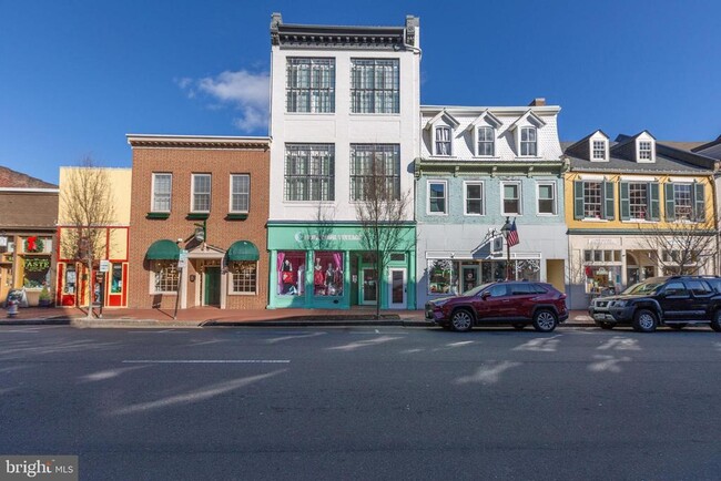 Building Photo - 809 Caroline St Unit 301