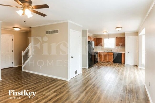 Photo - 546 White Fence Dr