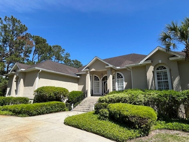 Photo - Hamilton Landing