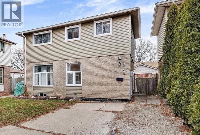 Photo - 9260 Arncliffe Ct