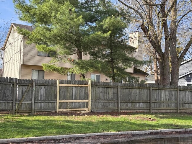 Photo - 2632 Breathstone Ct