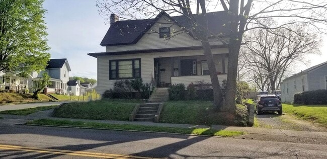 Photo - 1010 Buffalo St