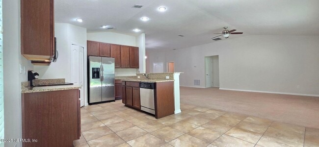 Photo - 112 Glenlivet Way