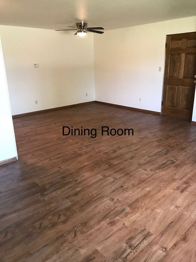 Photo - 2 Bedroom Lower with Heat & Water Included in Neenah Unit #3