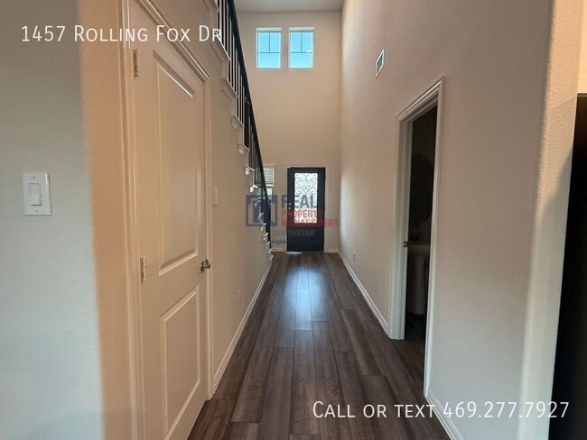 Photo - 1457 Rolling Fox Dr