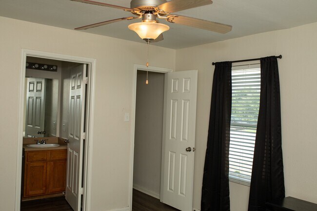 23299 High Pt St Unit Atlanta