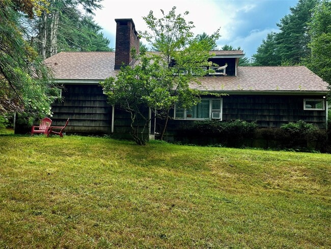 Building Photo - 90 Hillside Rd Rental