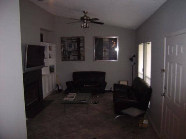 Photo - UT PRE LEASE: 2 bd/ 2 ba North Campus Condo. Short walk to UT. View of UT Tower!