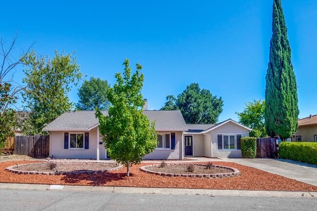 Large single family 4 Bed, 2 1/2 Bath Home... - Large single family 4 Bed, 2 1/2 Bath Home...