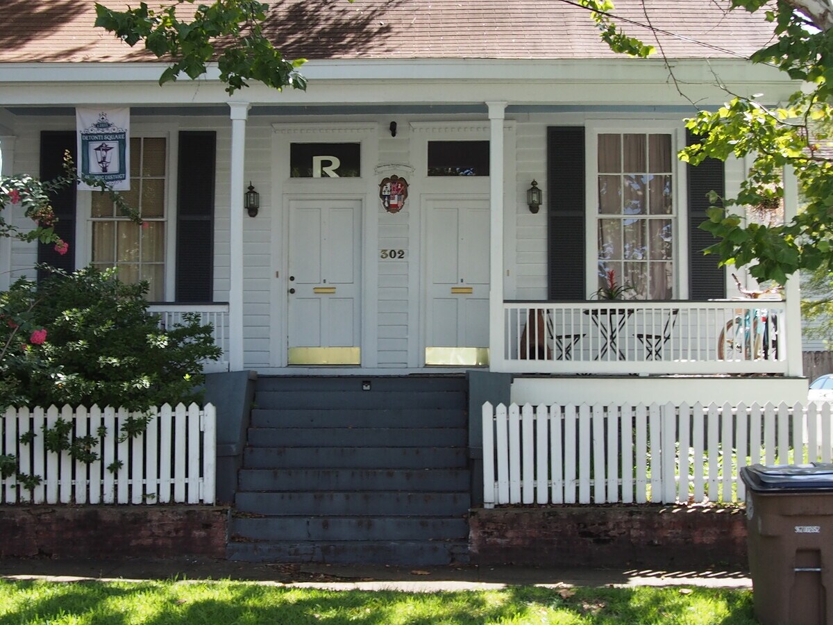 Photo - 302 N Joachim St Unit A