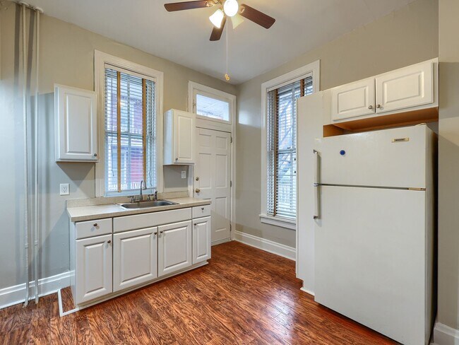 Photo - 1528 Green St Unit 1