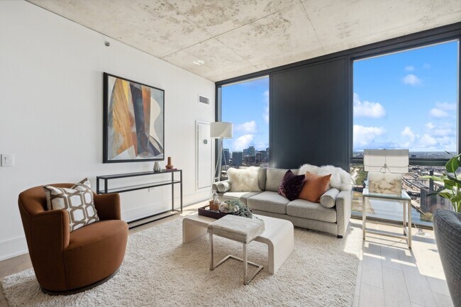 Photo - 234 W Polk St