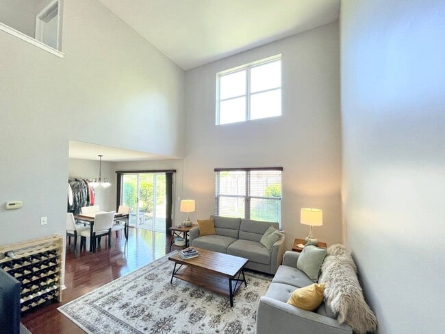 Photo - 3023 Crystal Rock Rd