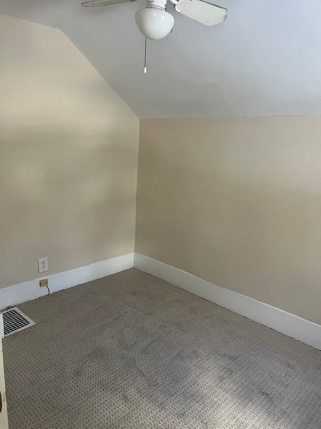 Photo - 379 N Lake St