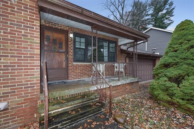 Photo - 21775 Hillsdale Ave