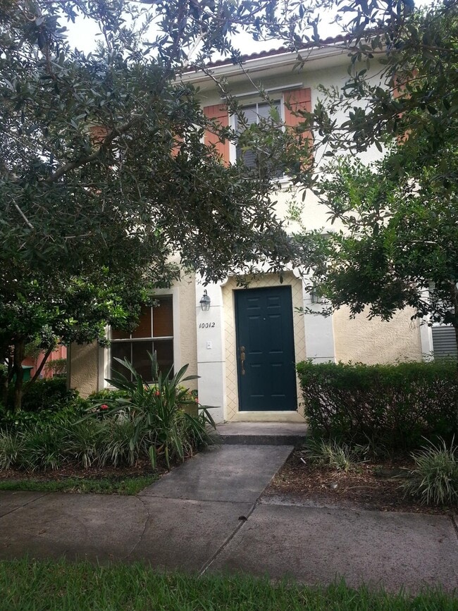 Building Photo - 10012 SW 23rd St