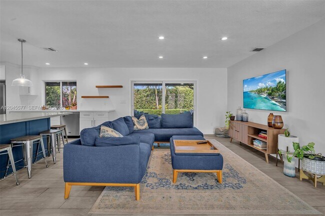 Photo - 1807 SW 102nd Pl