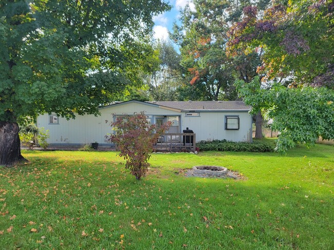 Photo - ****COMING SOON****  Country living in a clean, cozy home!