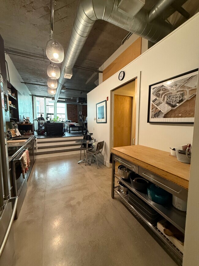 Photo - 718 Washington Ave N Unit 512