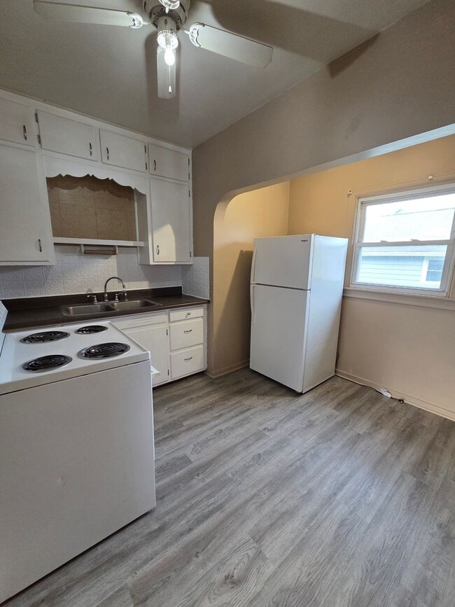 Photo - 304 Lake St Unit Lower Rear