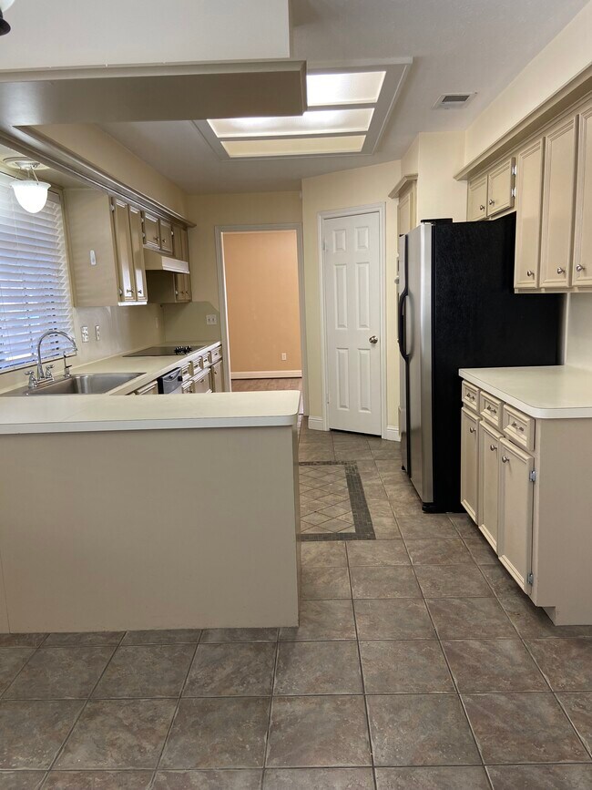 Photo - 3815 Oak Gardens Dr