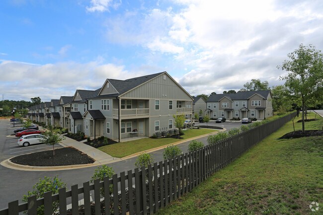 Photo - Joiner Crossing Apartments