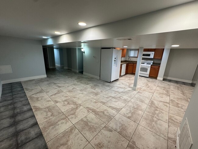 Photo - 6438 N Fairfield Ave