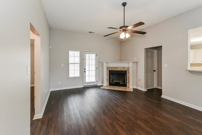 Photo - 7852 Ridgedale Dr