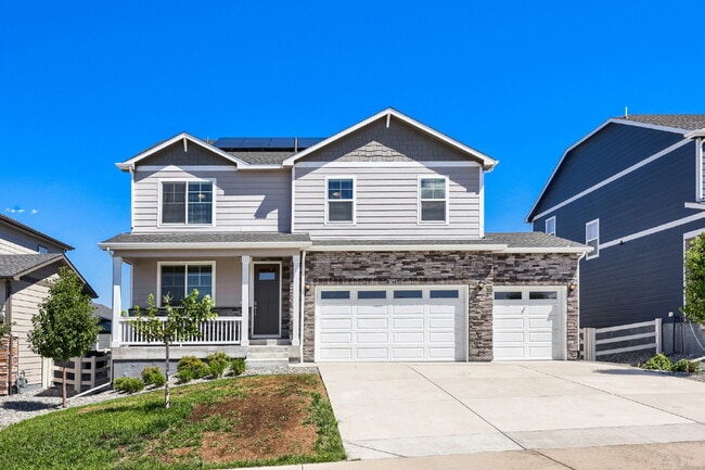 Building Photo - "Spacious 5-Bed Oasis with 3 Full Baths in Scenic Castle Rock – Your Dream Home Awaits!"