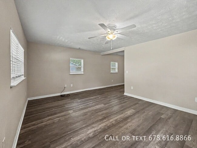 Photo - 5136 Herring St W Unidad A