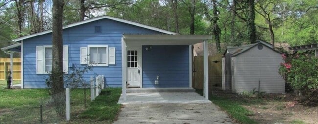 Photo - 410 Shirlington Rd