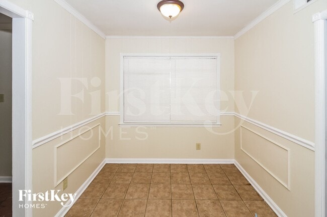 Photo - 5809 Foxdale Rd