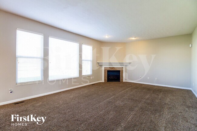Photo - 6626 Thistle Grove