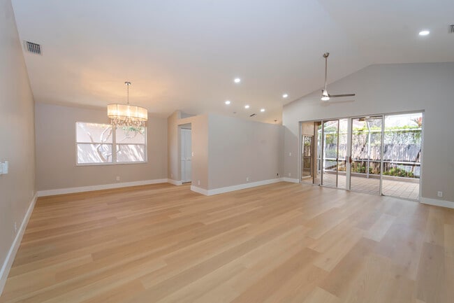 Photo - 6185 NW 77th Pl