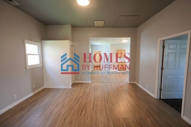 Photo - Three Bedroom House | Westside