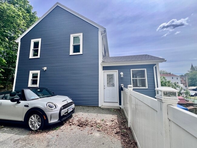 Photo - 15 1st St