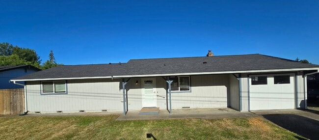 Photo - 2954 Hoover Ave SE