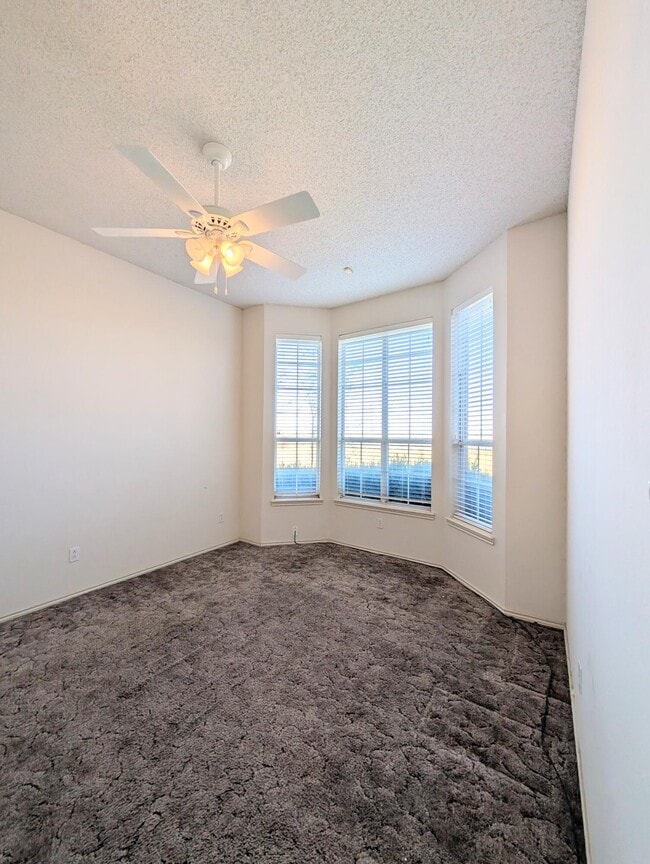 Photo - 8909 19th St