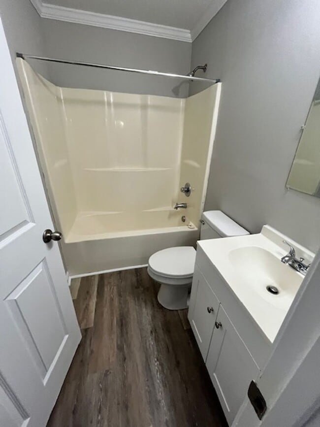 Photo - 820 Charles Ave