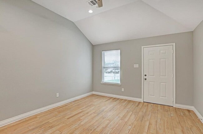 Photo - 5217 Sherman St