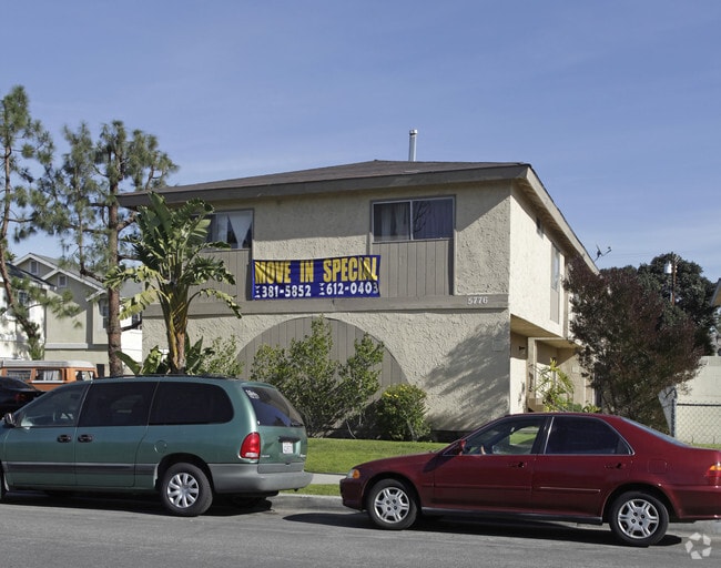 Photo - 5776 Rostrata Avenue