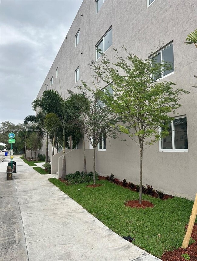 Photo - 2311 NW 22nd Ave Unidad 401