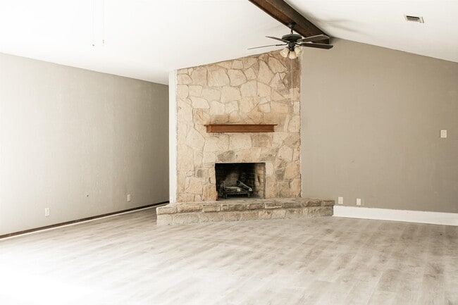 Photo - 216 Warbonnet Trail