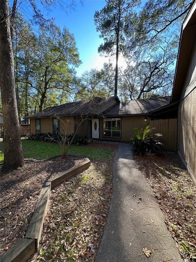 Photo - 2016 Royal Oak Pl