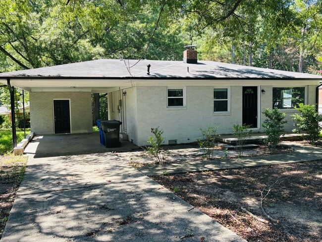 Building Photo - 626 S Hoover Rd Rental