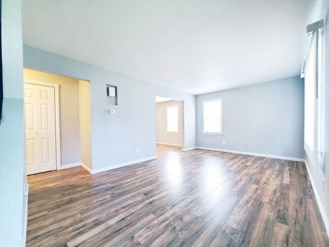 Photo - 3 Bed - 1 Bath Cape Cod for Rent in Euclid