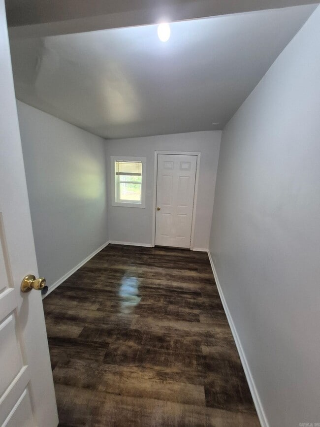 Photo - 204 Glover St